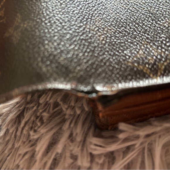 Louis Vuitton Brown Monogram wallet - Picture 4 of 5